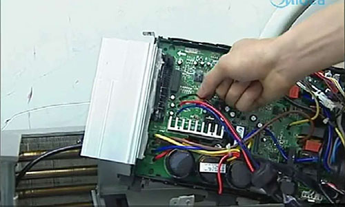 大通美的空调电话是多少